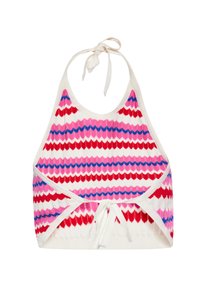Top halter lavorato a maglia di colore bianco con strisce ondulate in rosso, rosa e blu. Presenta una chiusura a lacci al collo e un design con schiena scoperta.