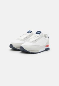 GAP NEW YORK NYL - Sneaker low - white