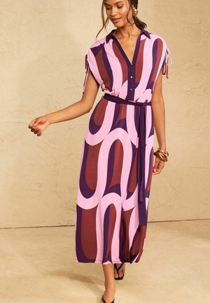 Love & Roses, REGULAR FIT - JERSEY RUCHED SHOULDER BELTED MIDI DRESS . - Trikoomekko - pink geo