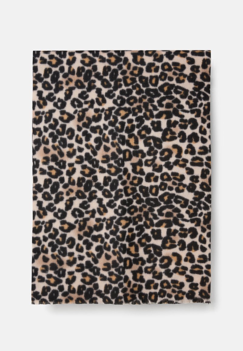 Manta em fleece com padrão de leopardos, apresentando uma textura suave, com manchas pretas e bege sobre um fundo creme. As bordas estão ligeiramente desfiadas.