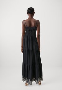 GAP TIERED  - Dolga obleka - black