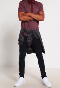 Levi's® Vaqueros pitillo - dark-blue denim