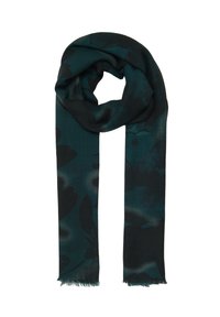 Bufanda verde oscuro con un patrón floral en tonos de negro. Fabricada con una tela suave y con extremos con flecos, se drapea de manera laxa.