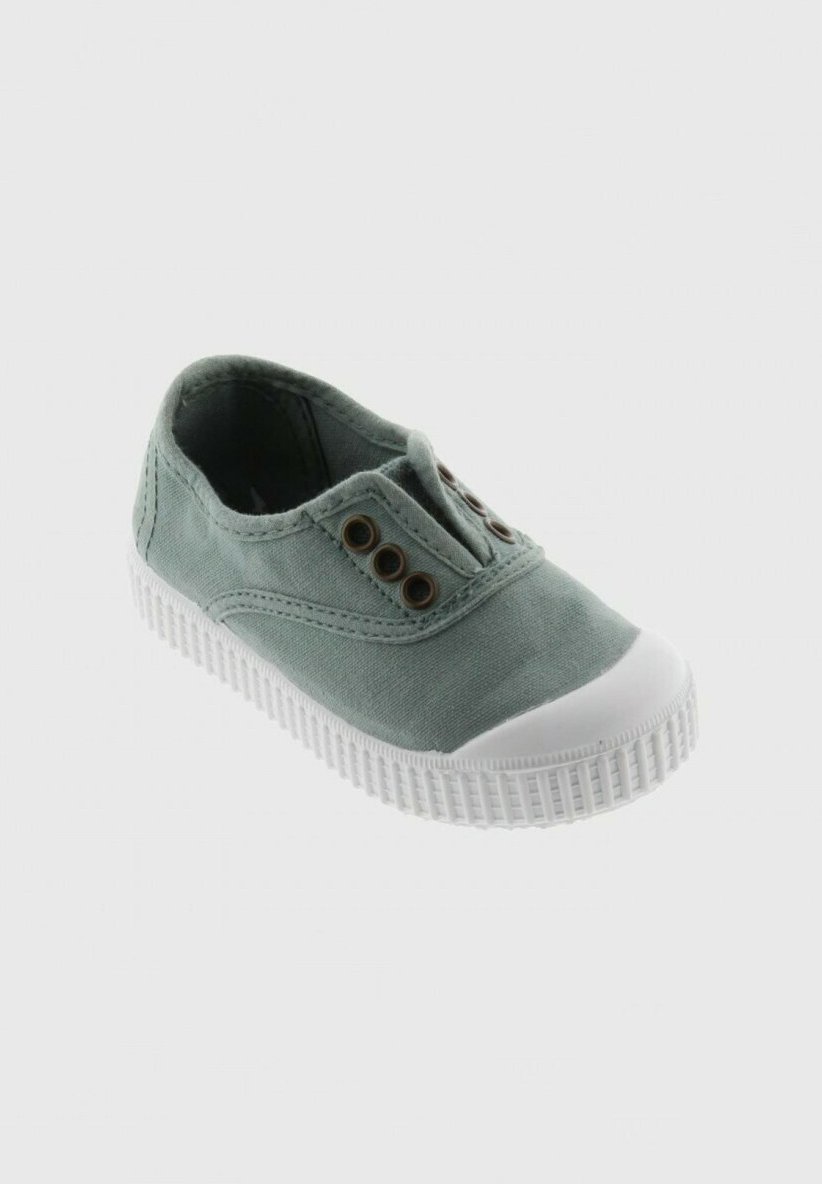jade green trainers