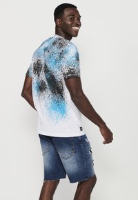 Koroshi SHORT SLEEVE  - Marškinėliai su spaudiniu - azul   blue