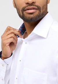 Eterna COMFORT FIT - Camicia elegante - weiß