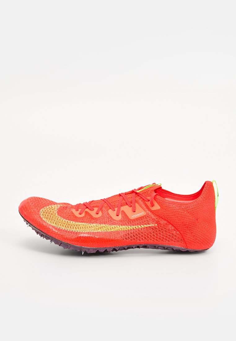 Zapatillas con clavos