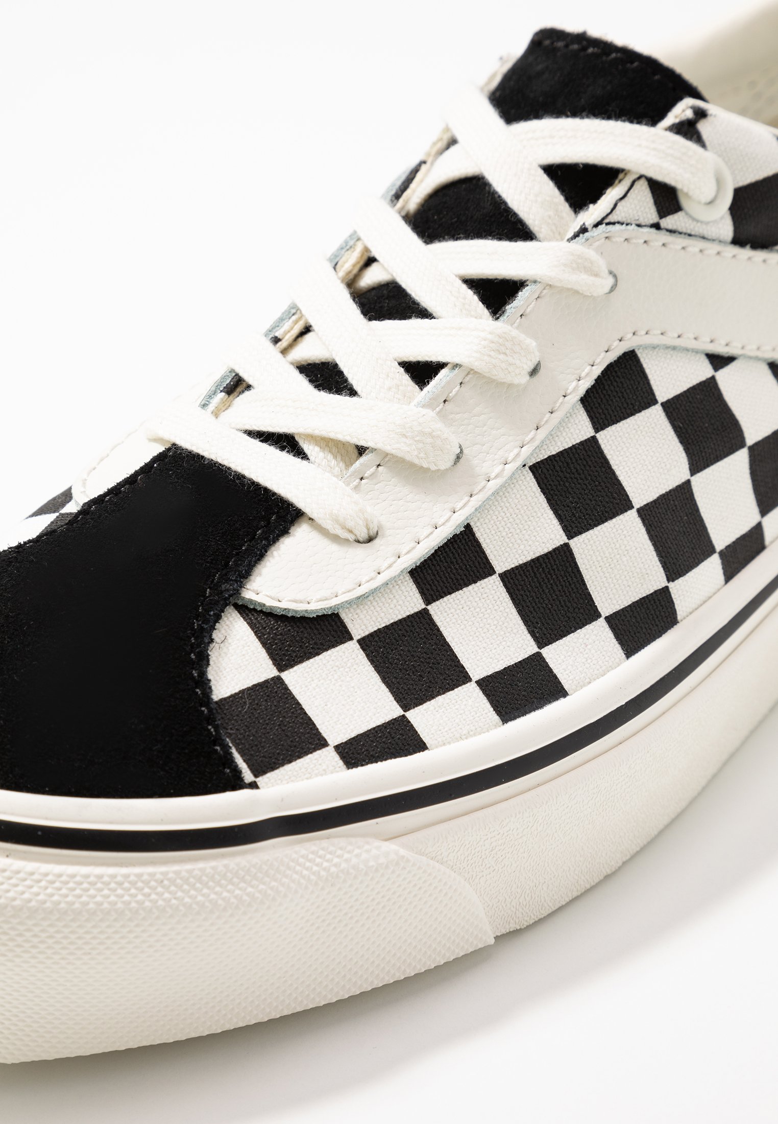 black marshmallow vans