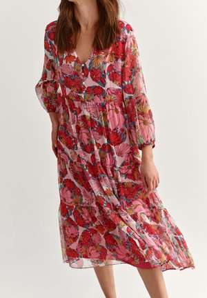 TATUUM KENTRA  - Robe de jour - pink