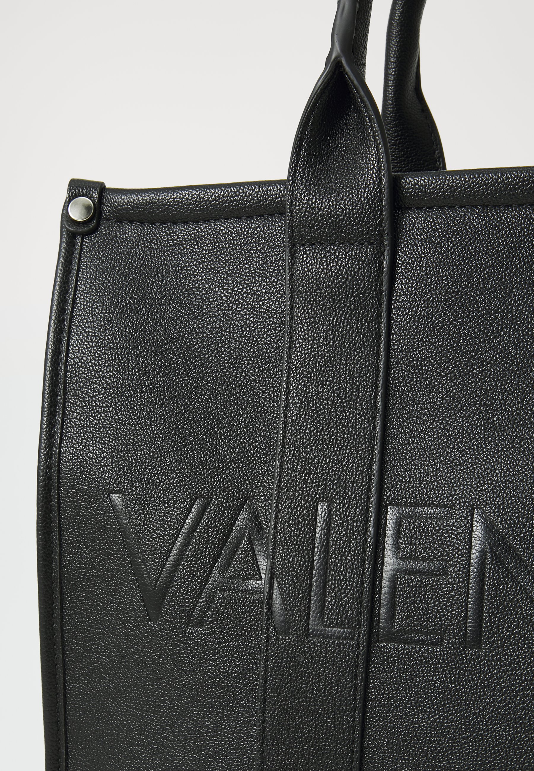 新作【VALENTINO BAGS】SYRIA ロゴ 2WAY ハンドバッグ VALENTINO-Shopper-Syria-Re-