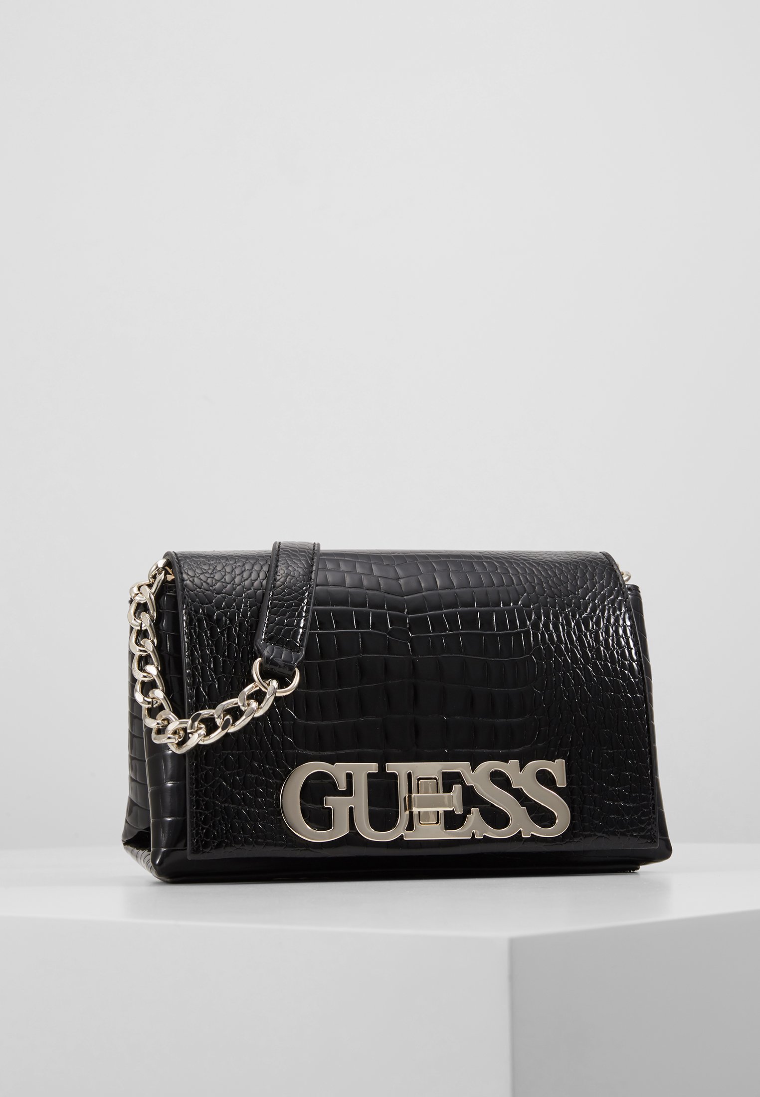 Guess UPTOWN CHIC MINI XBODY FLAP Skulderveske black Guess UPTOWN CHIC MINI XBODY FLAP Skulderveske electric