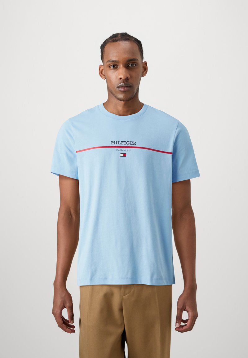 Tommy Hilfiger STRIPE TEE - Triko s potiskem - vessel blue