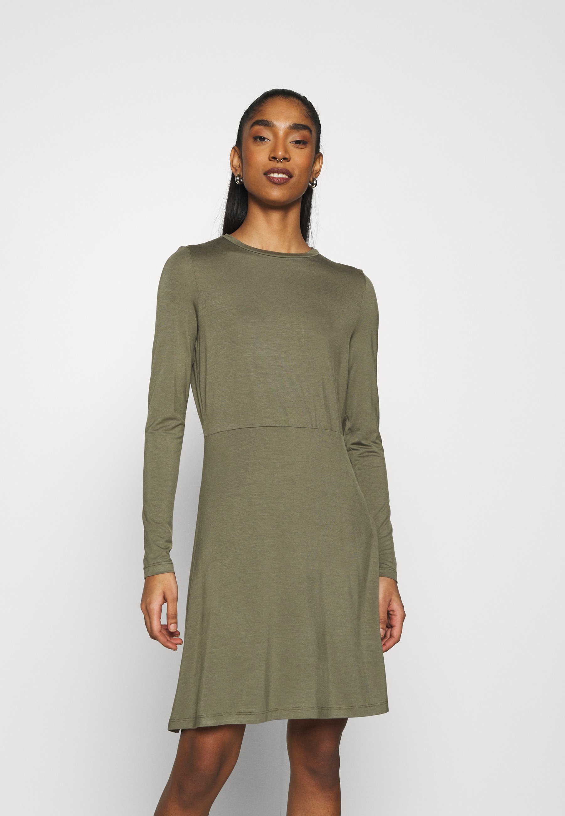 Vero Moda VMFRIDA SKATER - Jersey dress 