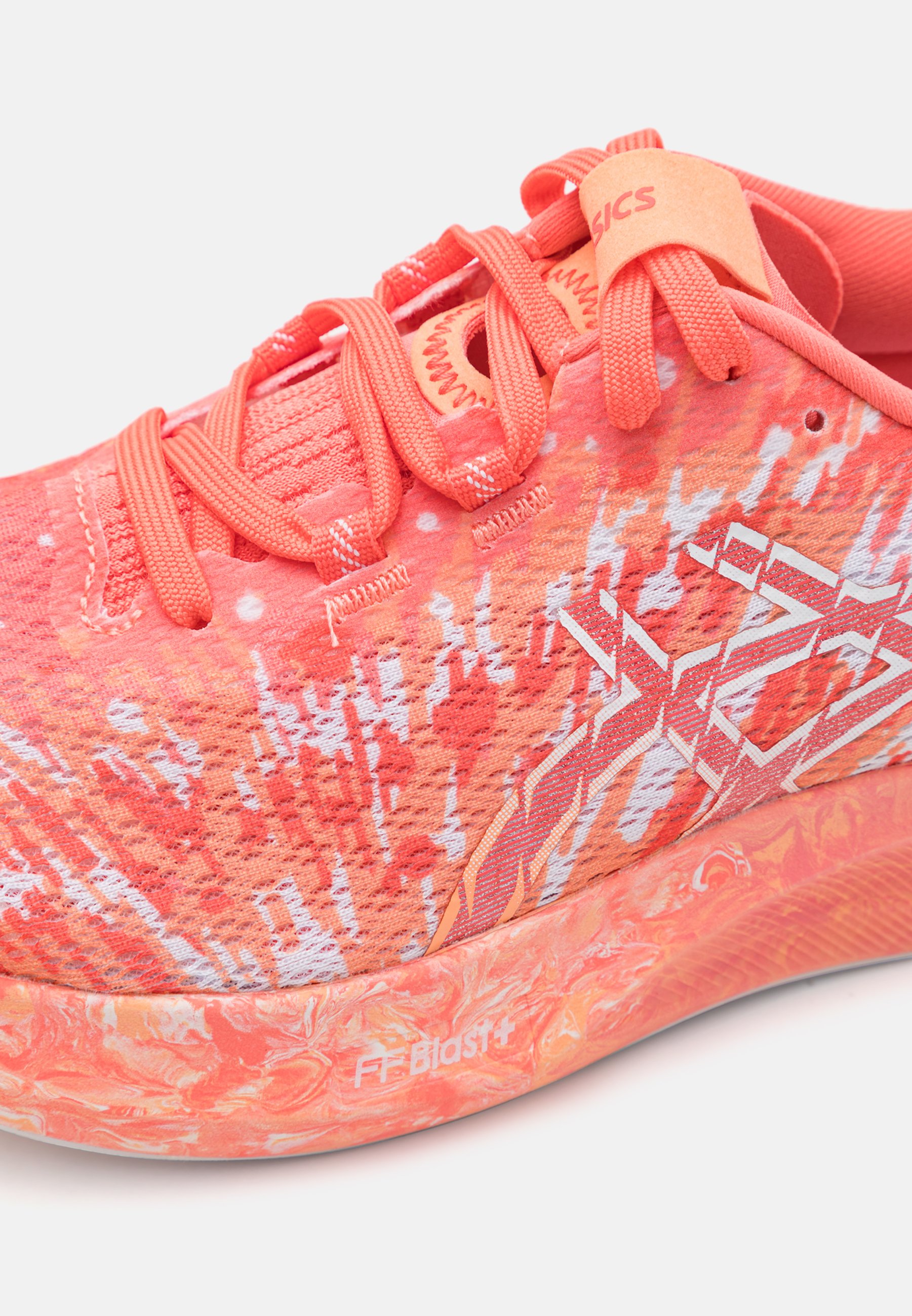 ウェア NOOSA TRI 16 Asics Noosa Tri 16 Kobiece Buty Biegowe - Lekkie