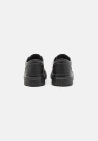 Armani Exchange LACE UP - Sneakers basse - black