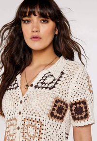 Apricot TONAL GRANNY SQUARE  - Hemdbluse - stone