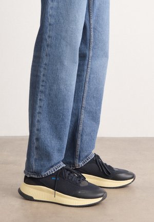 Trainers - dark blue