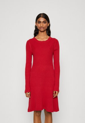 GAP Petite CREW NECK DRESS - Pārliekama kleita - modern red