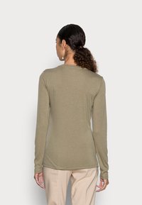 Kaffe MARI LIDDY - Camisola de manga comprida - mermaid green/chalk heart