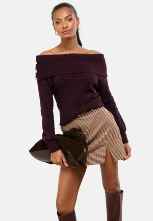 REGULAR FIT - CABLE SLASH NECK BUTTONED - Džemper - burgundy red