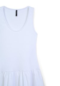 Ärmelloses weißes Kleid aus Baumwollmischung, mit einem taillierten Oberteil und einem ausgestellten, gerafften unteren Abschnitt. Sanfte Textur über das gesamte Kleid.