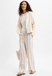 Marie Lund EMMA - Hemdbluse - beige