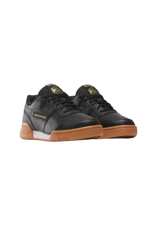 Reebok WORKOUT UNISEX - Training shoe - black gum gold met — photo 2