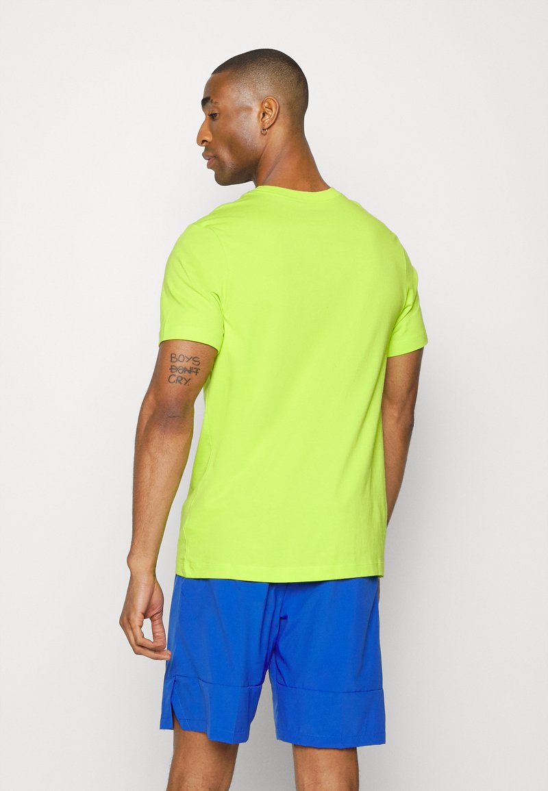 Herren Shirts | Nike Performance TEE Sport T-shirt atomic green/grün - CM38858 Herren Shirts | Nike Performance TEE Sport T-shirt atomic green/grün - CM38858