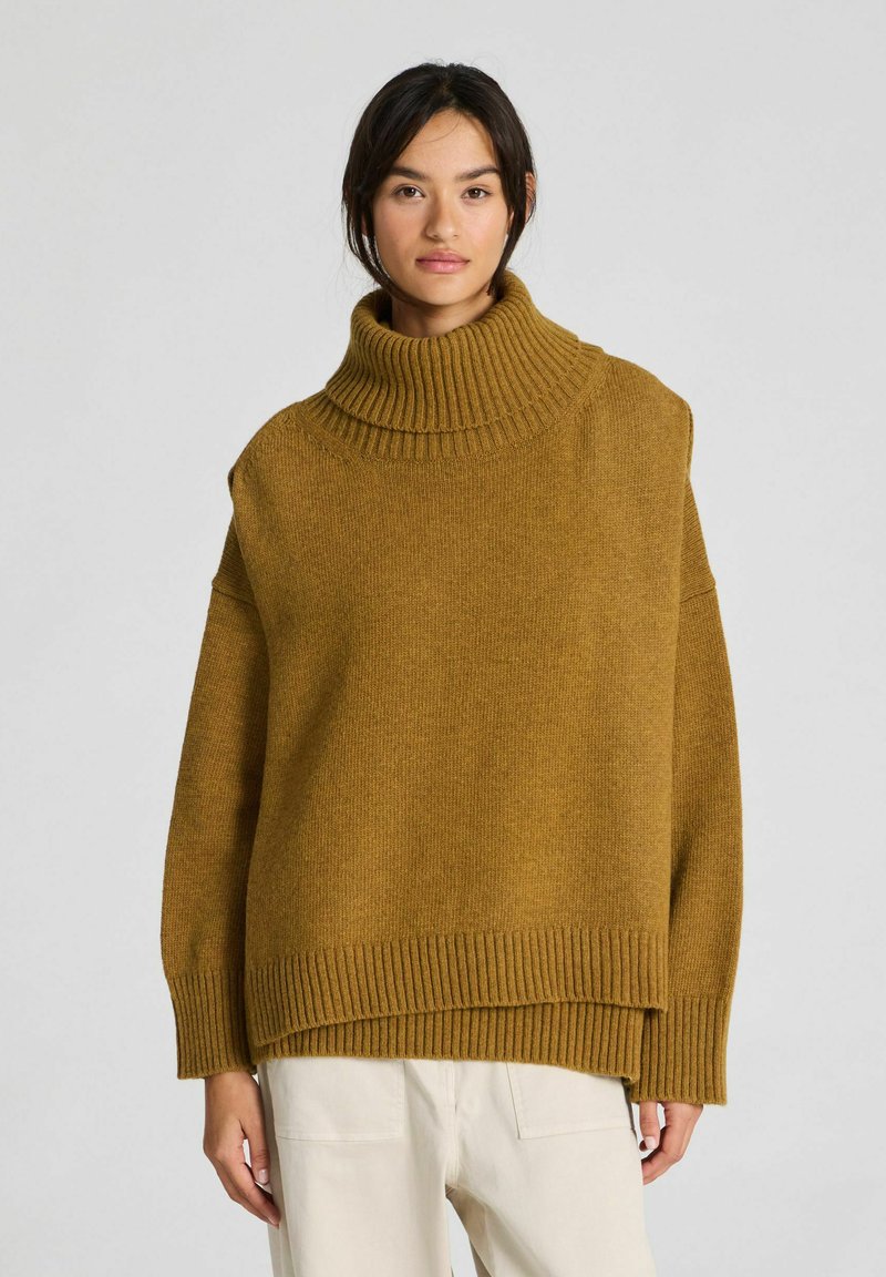 GAI+LISVA Michelle - Mantella - 513 dried tobacco