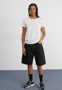 Roxy DREAMING WAVE - Basic póló - bright white