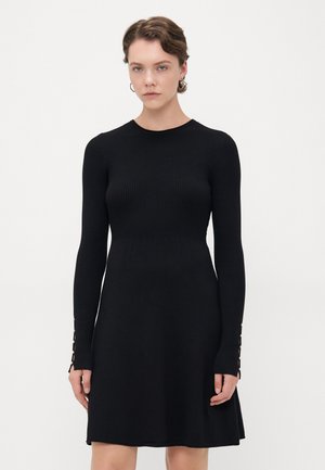 ONLNATASCHA O NECK - Strikket kjole - black