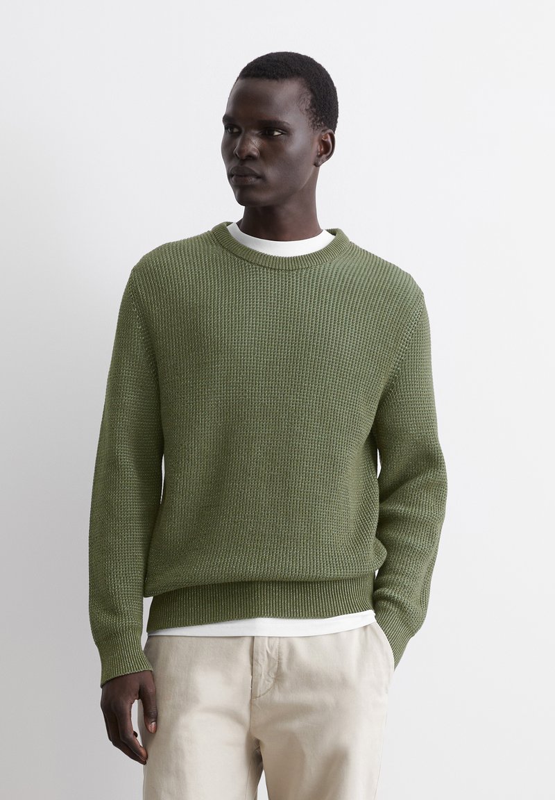 Marc O'Polo REGULAR - Strickpullover - green goose