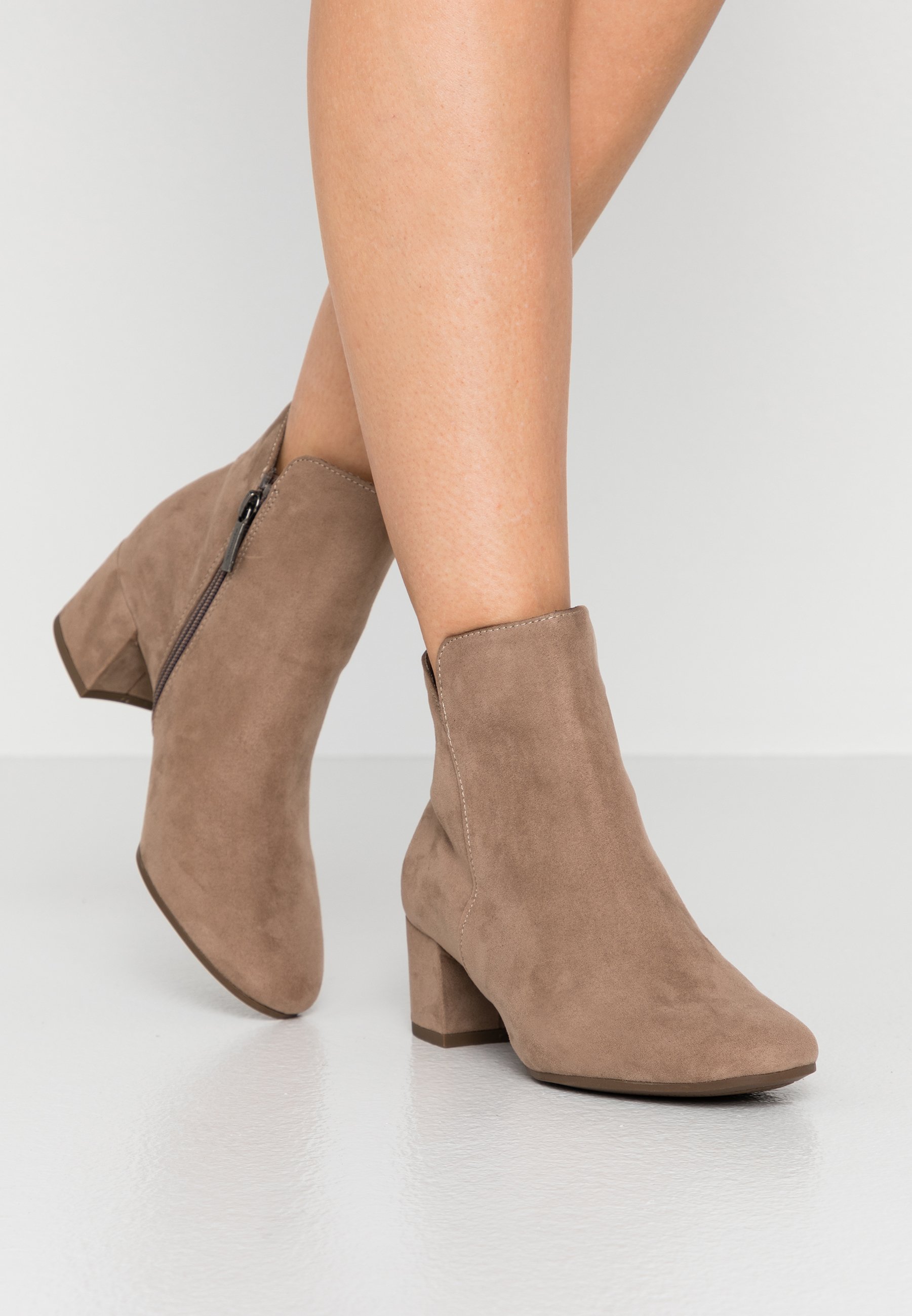 best comfortable ankle boots