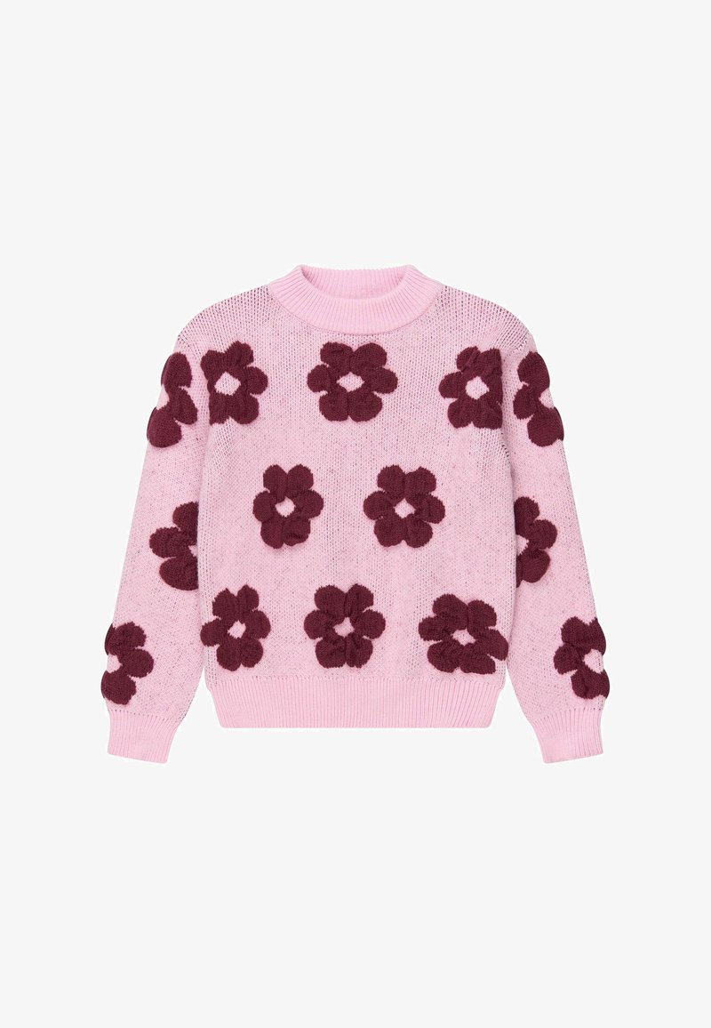 Pull en maille rose avec de grands motifs floraux violet foncé répartis uniformément sur le devant et les manches, bords-côtes aux poignets et au col.