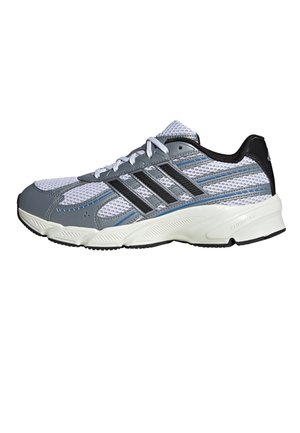 Grau-weißer Sportschuh mit Mesh-Obermaterial, schwarzen Streifen, blauen Akzenten, weißen Schnürsenkeln und dicker weißer Sohle mit der Aufschrift "Cloudfoam".