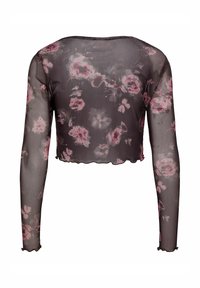 Pitkähihainen, cropped paita läpinäkyvässä harmaassa kankaassa, jossa on vaaleanpunaisia ja valkoisia kukkakuoseja. Varettu reuna ja kauluskohdistus. Kevyt rakenne.