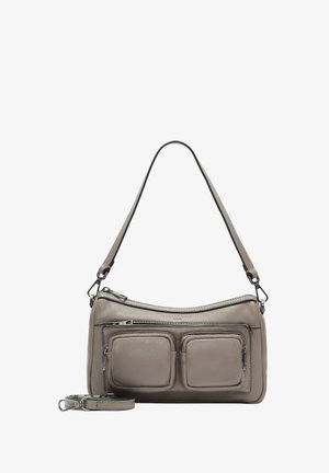Borsa a tracolla in pelle grigia con due tasche anteriori con zip, texture liscia, forma rotonda, tracolla regolabile e dettagli in metallo argentato.