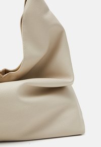 Lindex SHOPPER V-SHAPE - Shopping bag - beige