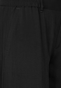 Street One LOOSE FIT - Tygbyxor - schwarz