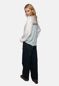 Emily van den Bergh Bluse - rose peach belts