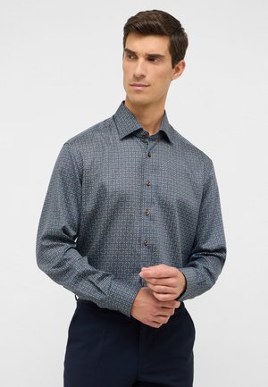 MODERN FIT - Hemd - braun