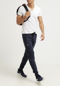 Jack & Jones JJCOPUSH - Jogginghose - dress blues