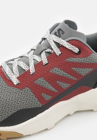 Salomon PATROL UNISEX - Fjellsko - sedona sage/vanilla ice/fired brick