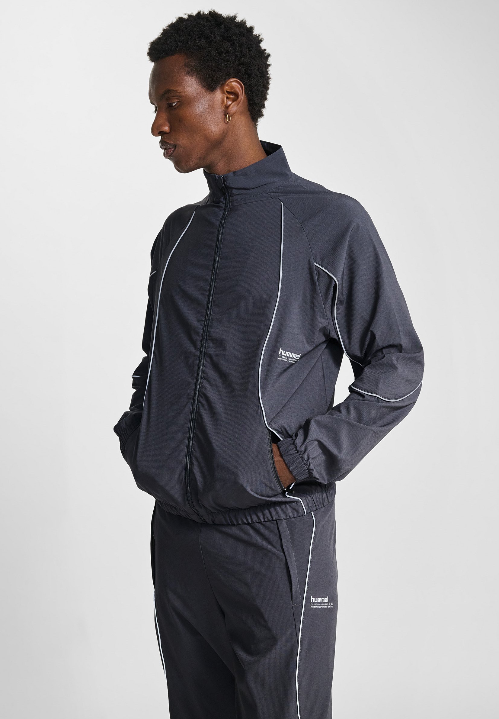 Hummel Training jacket ebony/black Zalando