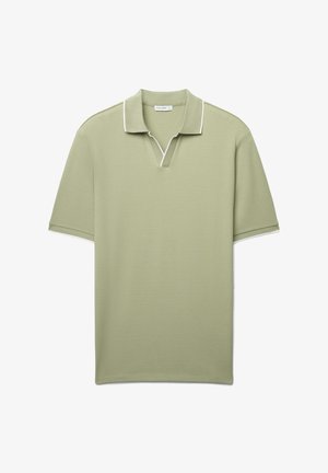 Grünes Poloshirt mit strukturierter Oberfläche, kurzen Ärmeln und Kragen mit weißer Einfassung. Verfügt über ein V-Ausschnitt-Design und eine lockere Passform.