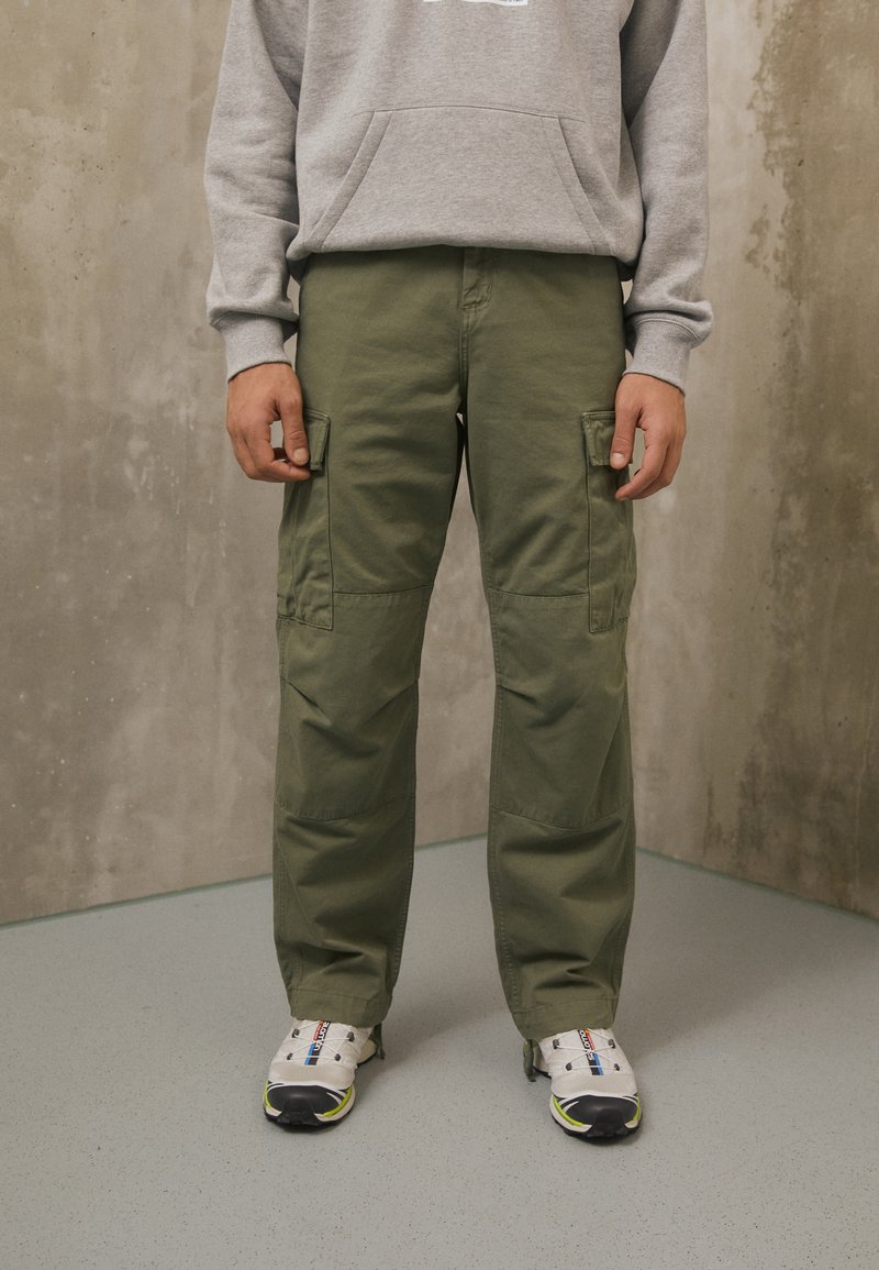 Carhartt WIP REGULAR CARGO PANT MORAGA Cargohose dollar green