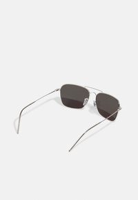 Ray-Ban CARAVAN REVERSE - Slnečné okuliare - silver-coloured