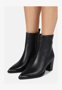 Bronx AMERICANA LOW Botines de tacón black/negro