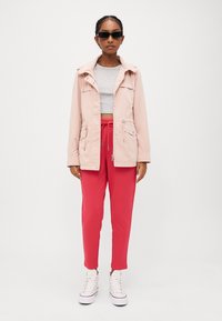 ONLY Petite ONLNEWSTARLINE SPRING - Parka - rose smoke