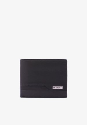 Portafoglio in pelle nera con una superficie liscia, design a due pieghe e un logo argentato in evidenza sulla parte anteriore. Dotato di scomparti per carte e una sezione per le banconote.